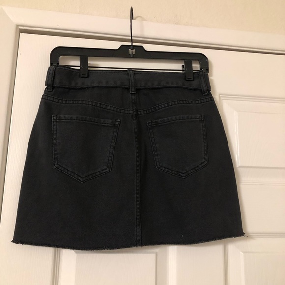 Pacsun black skirt w/belt - Picture 4 of 4